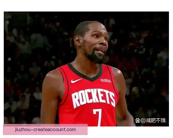 美媒曝杜兰特不喜申京 申京教球KD反感认为脑子不正常